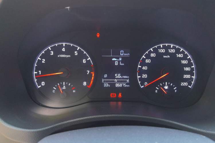Used Hyundai Verna (new generation) 2016 1.4L Manual Cool Edition GLS Instrument Cluster