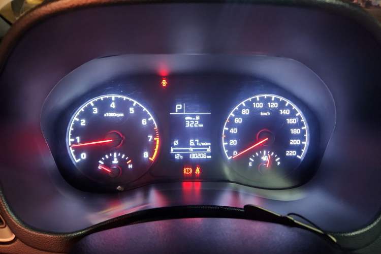 Used Hyundai Verna (new generation) 2016 1.4L Automatic Cool Edition GLS Instrument Cluster