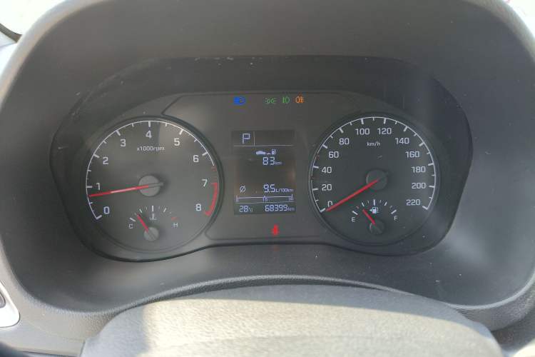 Used Hyundai Verna (new generation) 2016 1.4L Automatic Cool Edition GLS Instrument Cluster