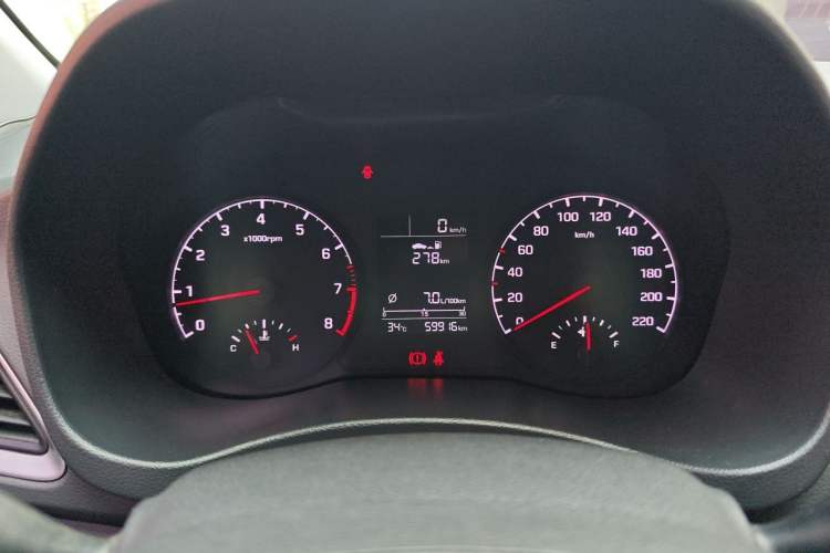 Used Hyundai Verna (new generation) 2016 1.4L Manual Cool Edition GLS Instrument Cluster