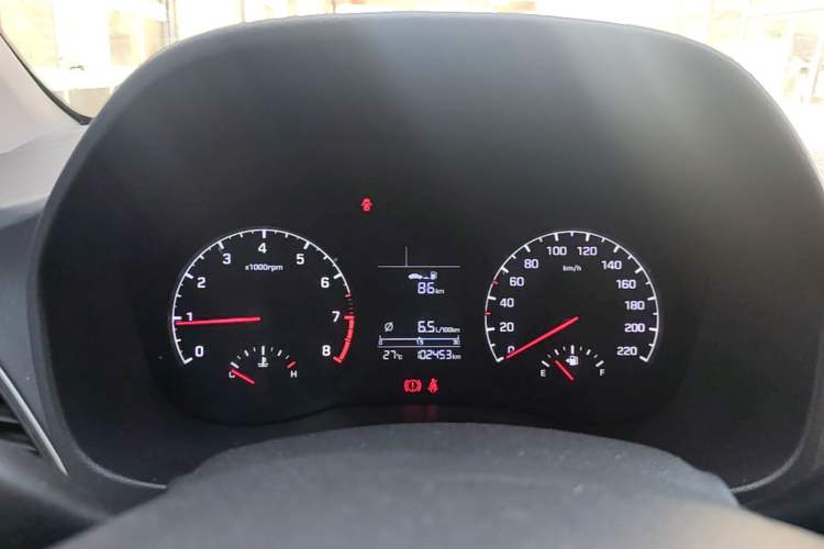 Used Hyundai Verna (new generation) 2016 1.4L Manual Cool Edition GLS Instrument Cluster