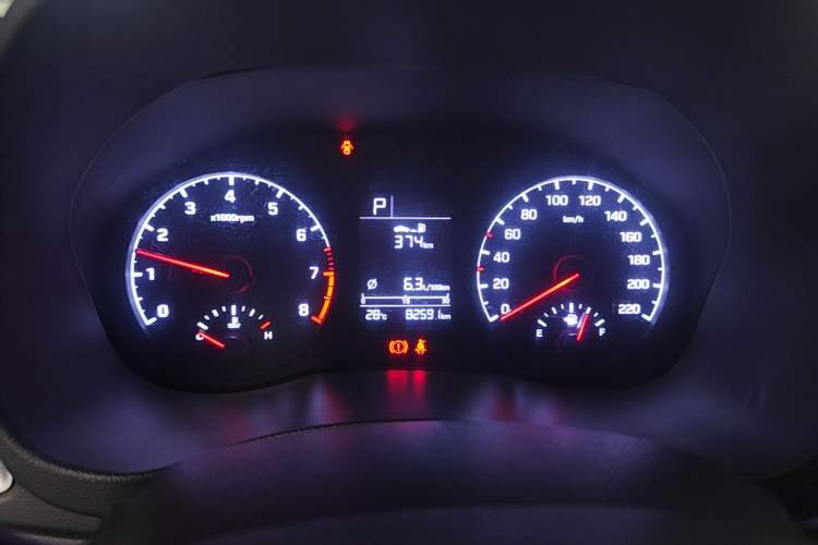 Used Hyundai Verna (new generation) 2016 1.4L Automatic Cool Edition GLS Instrument Cluster
