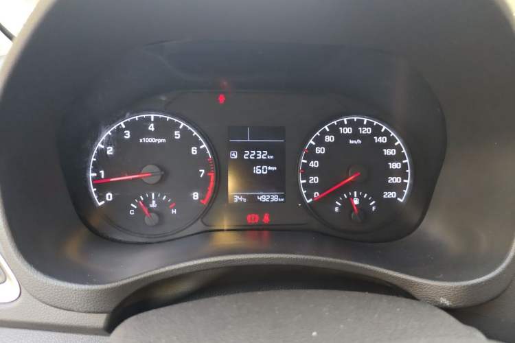 Used Hyundai Verna (new generation) 2016 1.4L Manual Cool Edition GLS Instrument Cluster