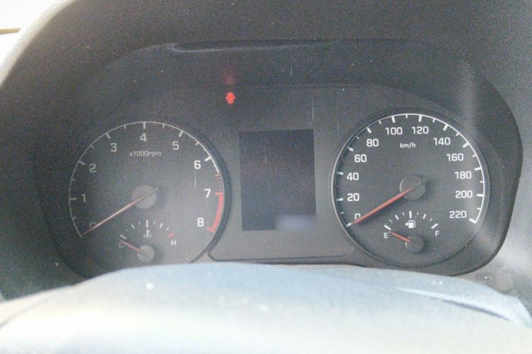 Used Hyundai Verna (new generation) 2016 1.4L Automatic Cool Edition GLS Instrument Cluster