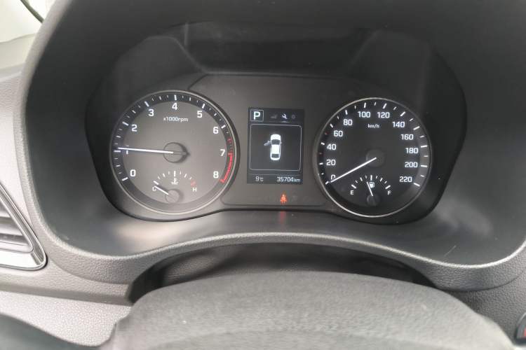Used Hyundai Verna (new generation) 2016 1.4L Automatic Sport Edition Instrument Cluster