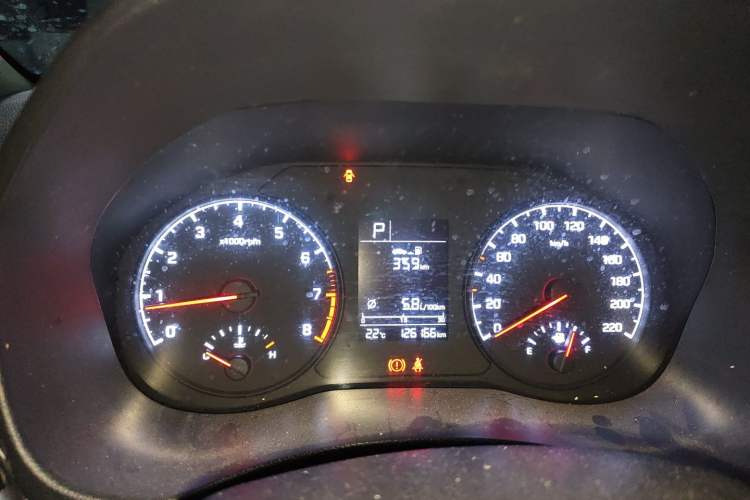 Used Hyundai Verna (new generation) 2016 1.4L Automatic Cool Edition GLS Instrument Cluster