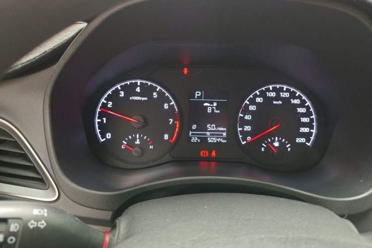 Used Hyundai Verna (new generation) 2016 1.4L Automatic Cool Edition GLS Instrument Cluster
