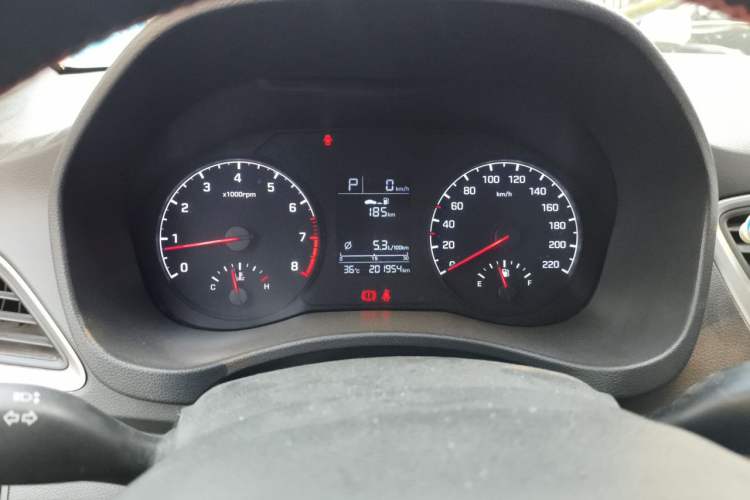 Used Hyundai Verna (new generation) 2016 1.4L Automatic Cool Edition GLS Instrument Cluster