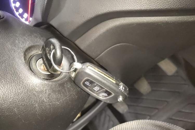 Used Hyundai Verna (new generation) 2016 1.4L Manual Cool Edition GLS Interior 1
