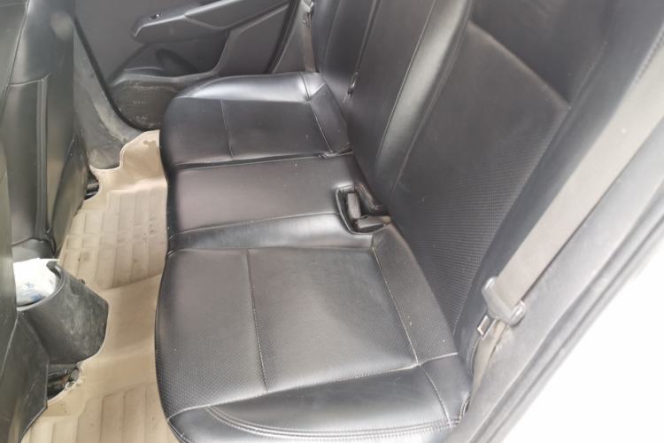 Used Hyundai Verna (new generation) 2016 1.4L Manual Cool Edition GLS Interior 4
