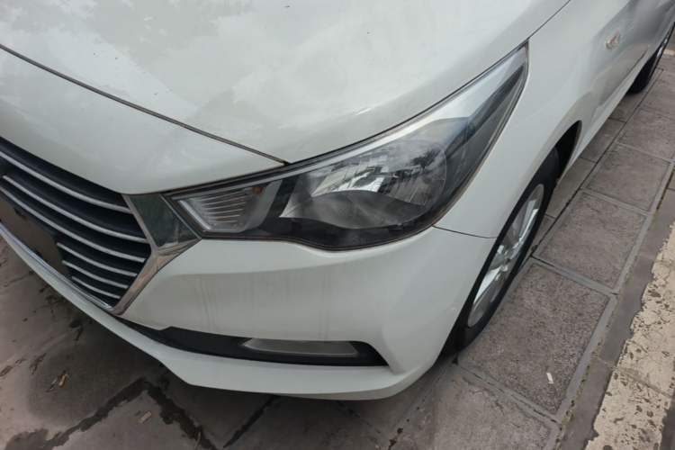 Used Hyundai Verna (new generation) 2016 1.4L Manual Cool Edition GLS Left Front Headlight
