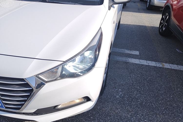 Used Hyundai Verna (new generation) 2016 1.4L Manual Cool Edition GLS Left Front Headlight