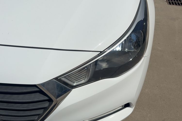 Used Hyundai Verna (new generation) 2016 1.4L Manual Cool Edition GLS Left Front Headlight