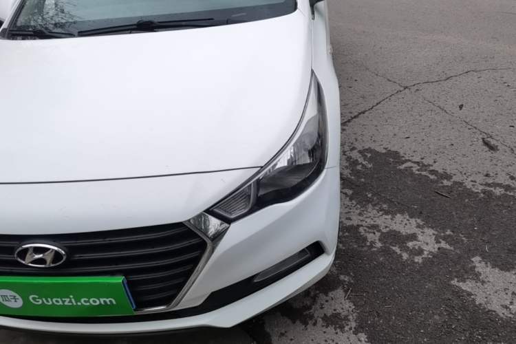 Used Hyundai Verna (new generation) 2016 1.4L Automatic Cool Edition GLS Left Front Headlight