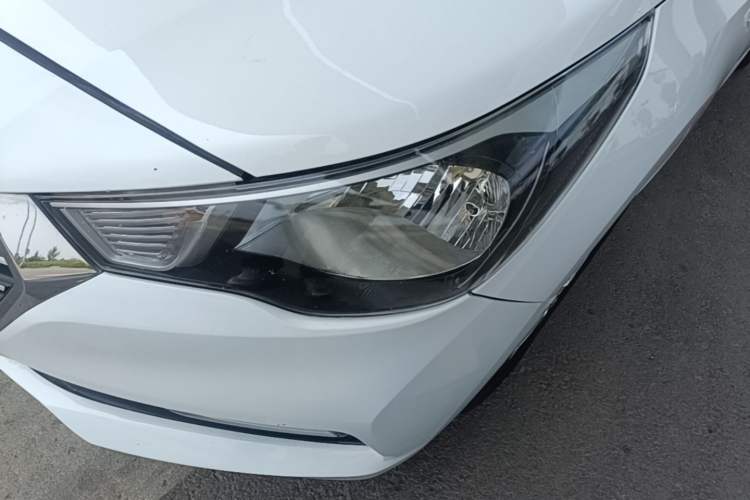 Used Hyundai Verna (new generation) 2016 1.4L Manual Cool Edition GLS Left Front Headlight