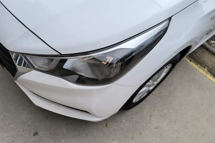 Used Hyundai Verna (new generation) 2016 1.4L Automatic Sport Edition Left Front Headlight