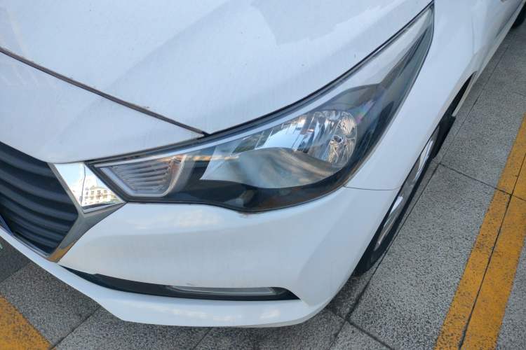 Used Hyundai Verna (new generation) 2016 1.4L Manual Cool Edition GLS Left Front Headlight