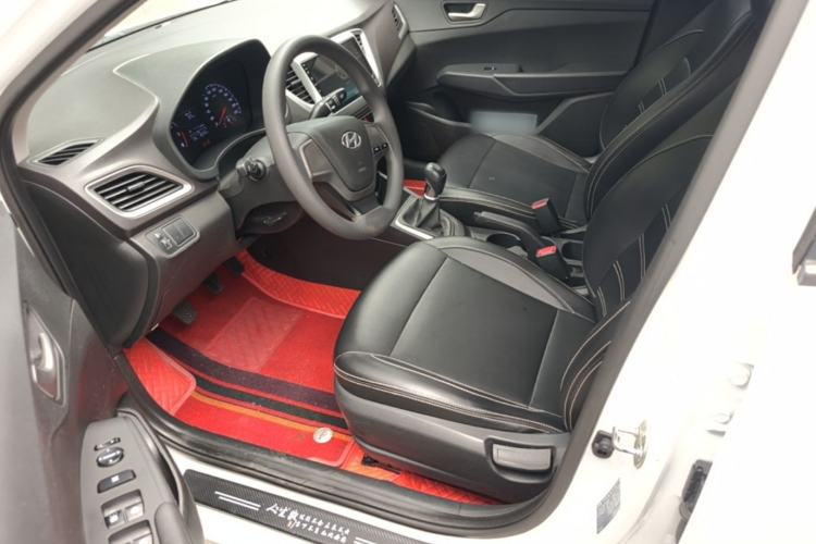 Used Hyundai Verna (new generation) 2016 1.4L Manual Cool Edition GLS Left Front Seat