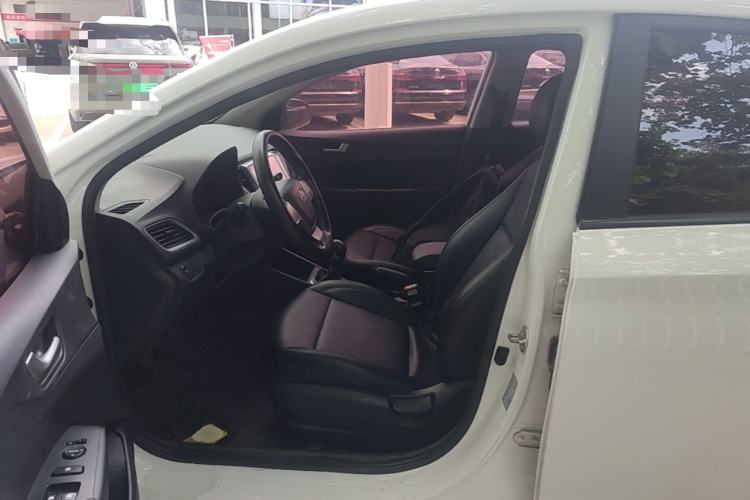 Used Hyundai Verna (new generation) 2016 1.4L Manual Cool Edition GLS Left Front Seat