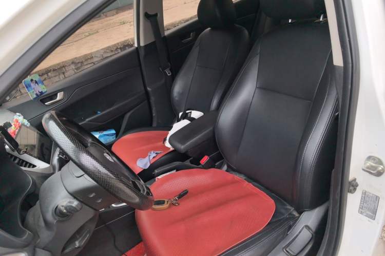 Used Hyundai Verna (new generation) 2016 1.4L Manual Cool Edition GLS Left Front Seat