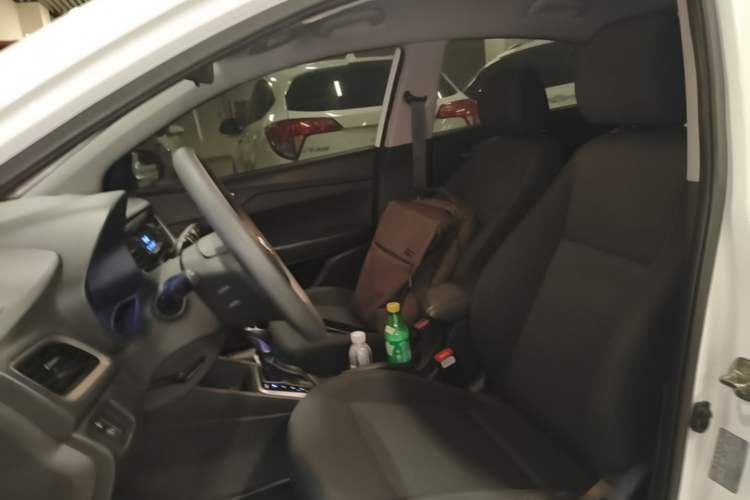 Used Hyundai Verna (new generation) 2016 1.4L Automatic Cool Edition GLS Left Front Seat