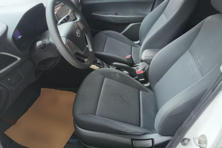 Used Hyundai Verna (new generation) 2016 1.4L Automatic Cool Edition GLS Left Front Seat