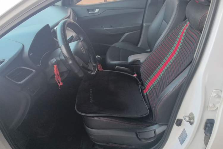 Used Hyundai Verna (new generation) 2016 1.4L Manual Cool Edition GLS Left Front Seat