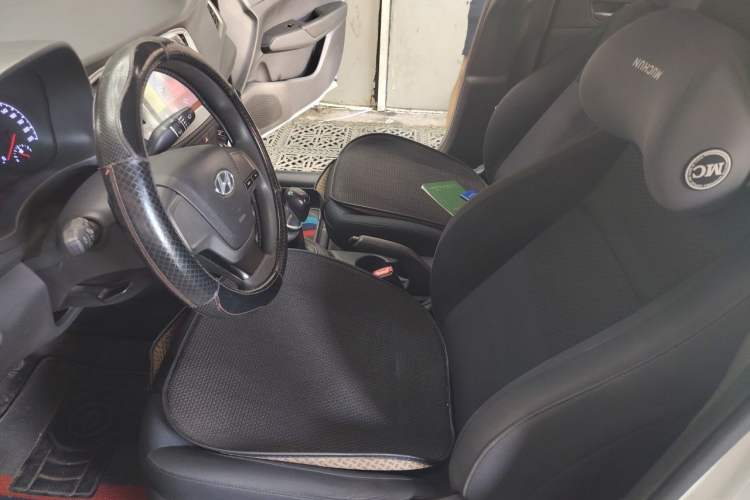 Used Hyundai Verna (new generation) 2016 1.4L Manual Cool Edition GLS Left Front Seat