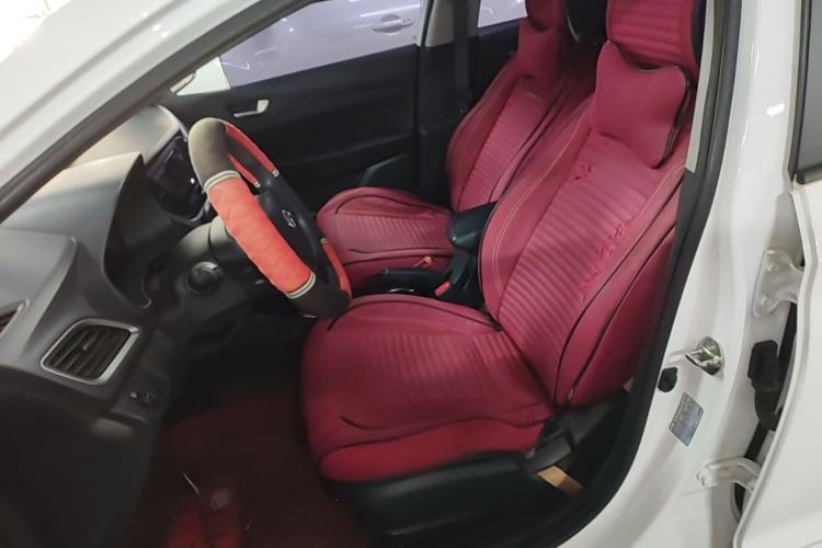 Used Hyundai Verna (new generation) 2016 1.4L Automatic Cool Edition GLS Left Front Seat