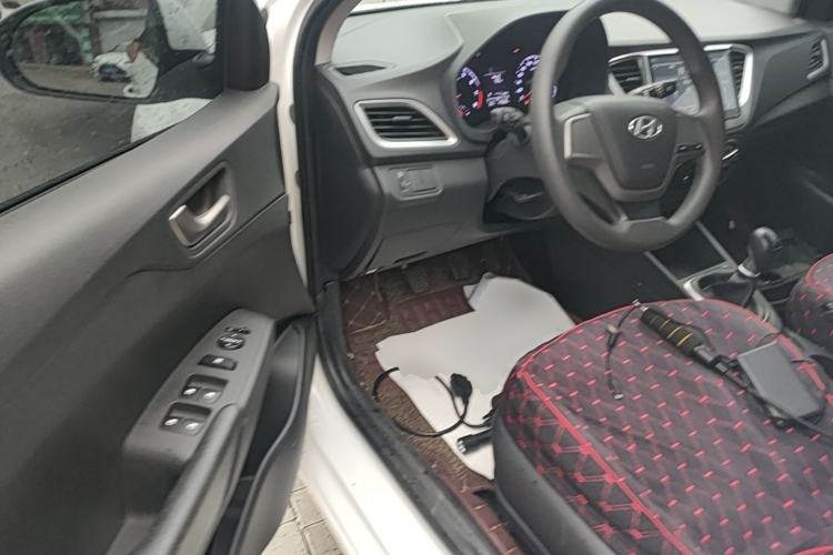 Used Hyundai Verna (new generation) 2016 1.4L Manual Cool Edition GLS Left Front Seat