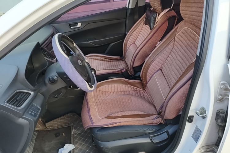 Used Hyundai Verna (new generation) 2016 1.4L Manual Cool Edition GLS Left Front Seat