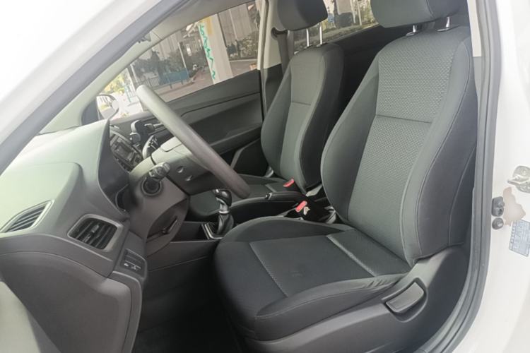 Used Hyundai Verna (new generation) 2016 1.4L Manual Cool Edition GLS Left Front Seat
