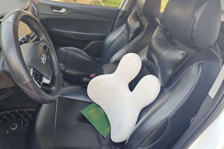 Used Hyundai Verna (new generation) 2016 1.4L Manual Cool Edition GLS Left Front Seat
