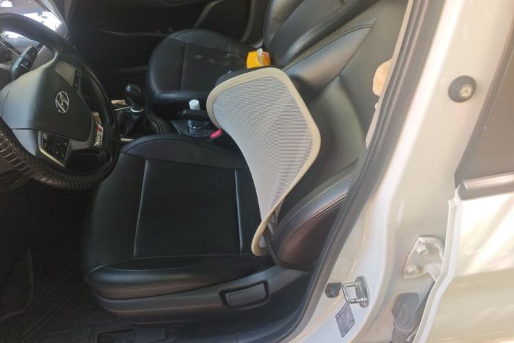 Used Hyundai Verna (new generation) 2016 1.4L Manual Cool Edition GLS Left Front Seat