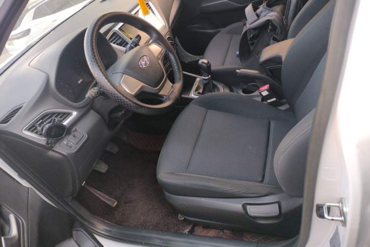 Used Hyundai Verna (new generation) 2016 1.4L Manual Cool Edition GLS Left Front Seat