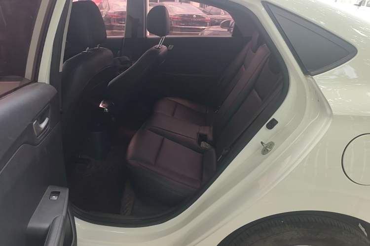Used Hyundai Verna (new generation) 2016 1.4L Manual Cool Edition GLS Left Rear Seat