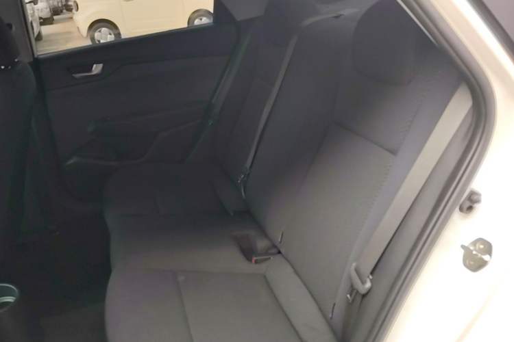 Used Hyundai Verna (new generation) 2016 1.4L Manual Cool Edition GLS Left Rear Seat
