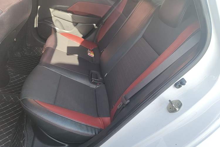 Used Hyundai Verna (new generation) 2016 1.4L Manual Cool Edition GLS Left Rear Seat
