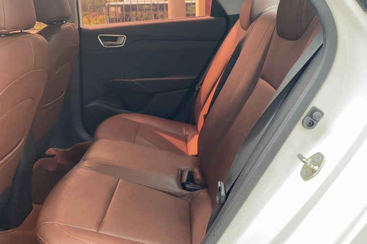 Used Hyundai Verna (new generation) 2016 1.4L Automatic Cool Edition GLS Left Rear Seat