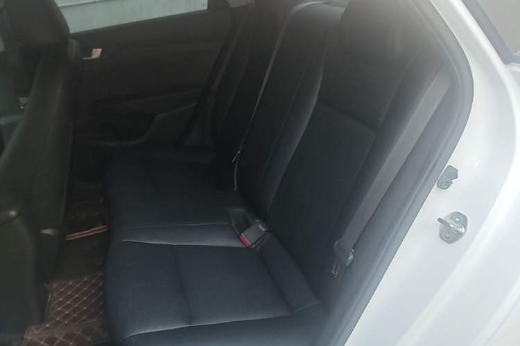 Used Hyundai Verna (new generation) 2016 1.4L Automatic Cool Edition GLS Left Rear Seat