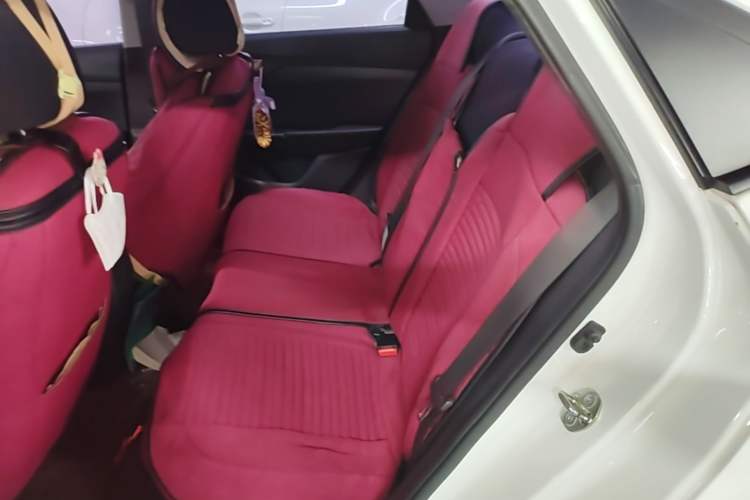 Used Hyundai Verna (new generation) 2016 1.4L Automatic Cool Edition GLS Left Rear Seat