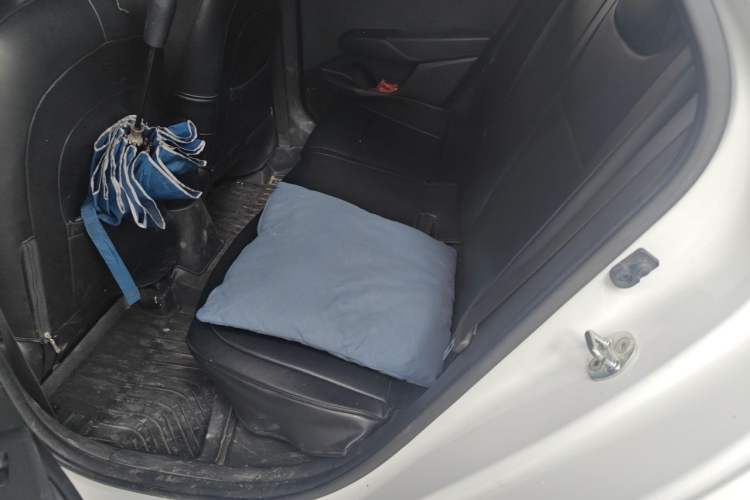 Used Hyundai Verna (new generation) 2016 1.4L Manual Cool Edition GLS Left Rear Seat