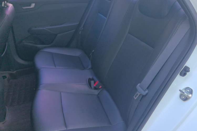 Used Hyundai Verna (new generation) 2016 1.4L Automatic Cool Edition GLS Left Rear Seat