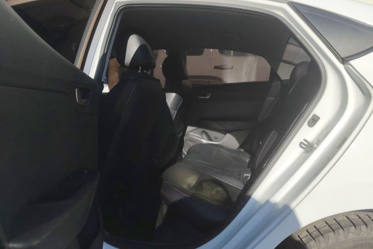 Used Hyundai Verna (new generation) 2016 1.4L Automatic Cool Edition GLS Left Rear Seat