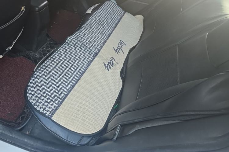 Used Hyundai Verna (new generation) 2016 1.4L Automatic Cool Edition GLS Left Rear Seat