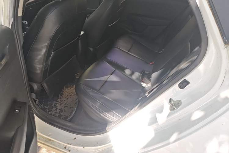 Used Hyundai Verna (new generation) 2016 1.4L Automatic Cool Edition GLS Left Rear Seat