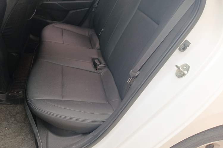Used Hyundai Verna (new generation) 2016 1.4L Automatic Elite Edition TOP Left Rear Seat
