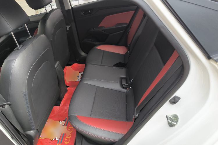 Used Hyundai Verna (new generation) 2016 1.4L Automatic Sport Edition Left Rear Seat