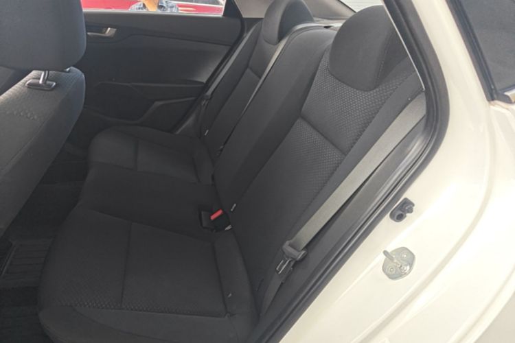 Used Hyundai Verna (new generation) 2016 1.4L Automatic Cool Edition GLS Left Rear Seat