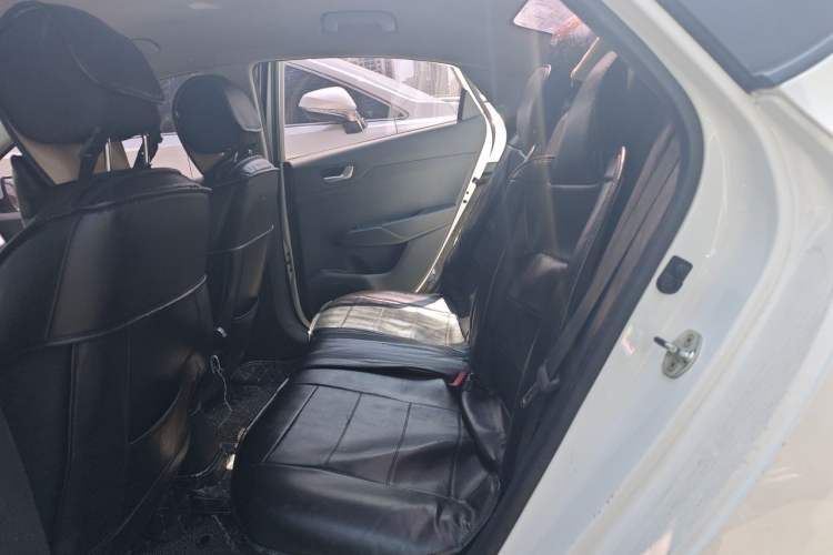 Used Hyundai Verna (new generation) 2016 1.4L Manual Cool Edition GLS Left Rear Seat